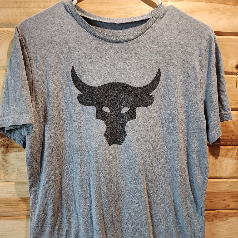 Under Armour Project Rock “Bull” Graphic Tee Gray YXL